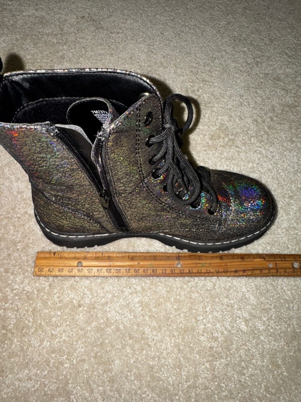 ✨🩶🌈Holographic Silver Combat Boots🪐💫✨ - Picture 12 of 13